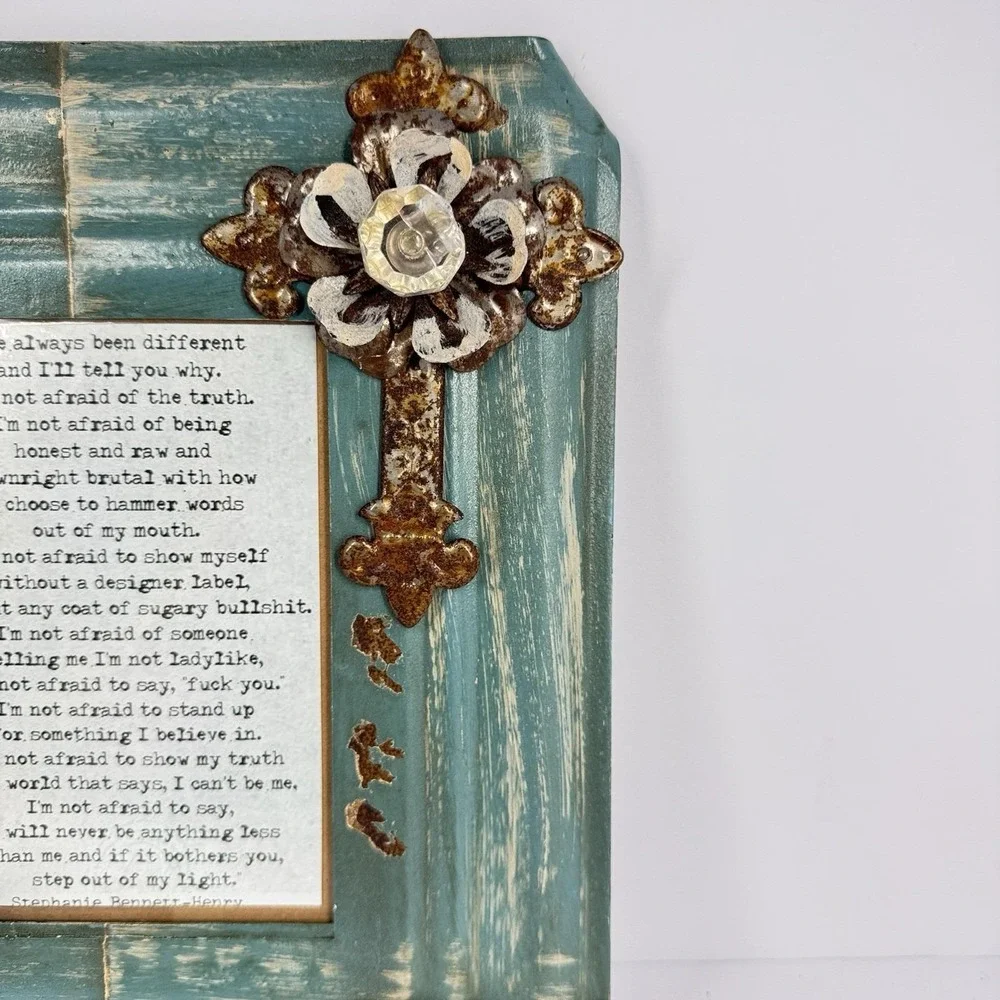 Kathleen Wedemeyer Handmade Teal Distressed 4x6 Picture Frame Cross‎ Floral